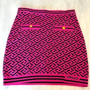 Versace knit skirt Sz 40 / Small